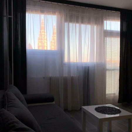 Dave Apartman Szeged Eksteriør bilde